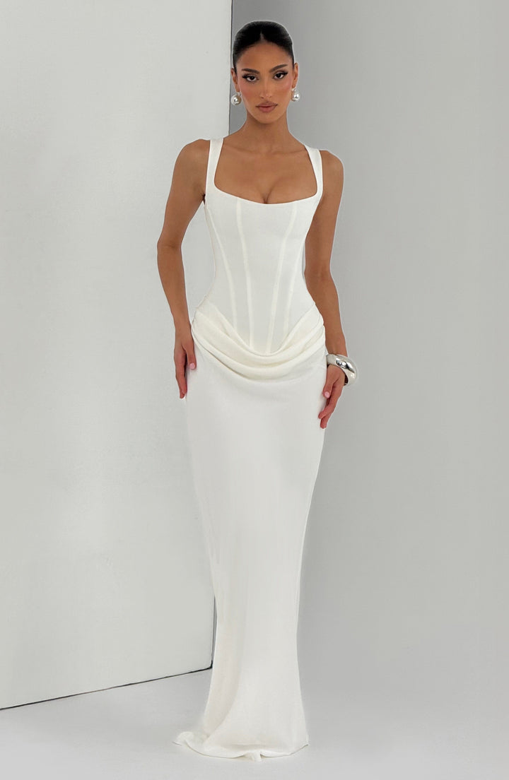 Daria ❘ Rochie maxi cu decolteu în formă pătrată