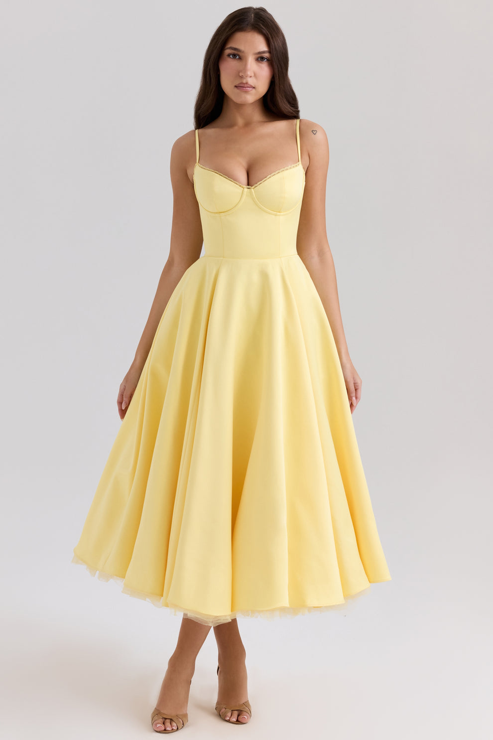 Arestina - Rochie Elegantă din Tul