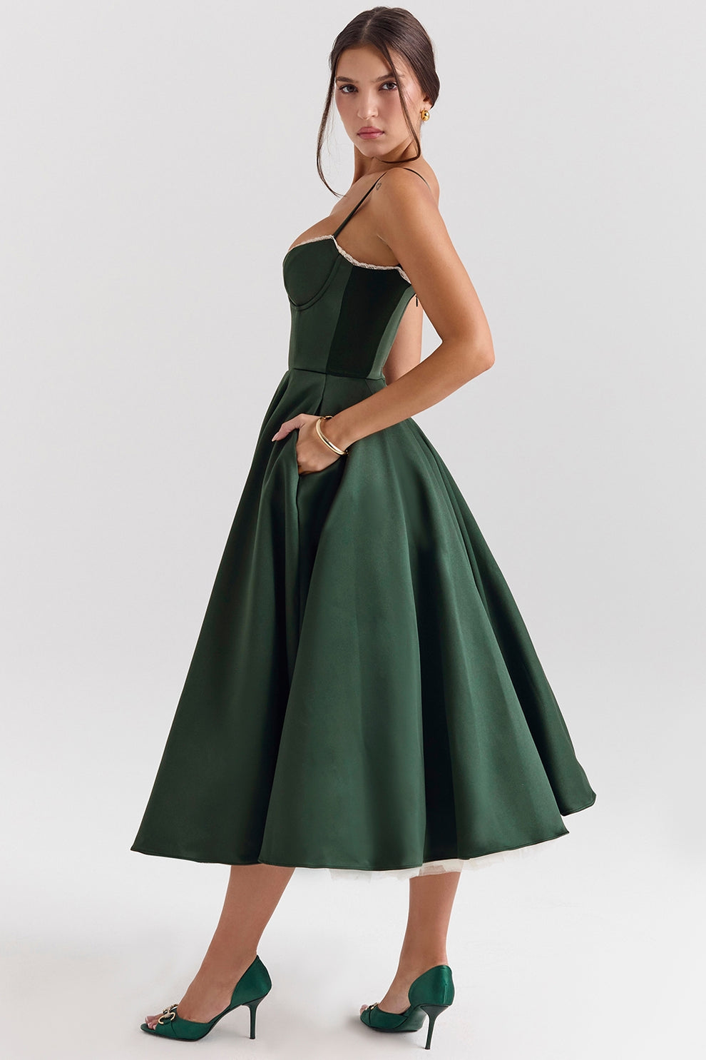 Arestina - Rochie Elegantă din Tul